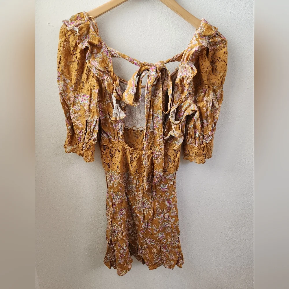 Free‎ People Lucie Mini Dress Antique Coin Combo Mustard Yellow Open Back Size 2
